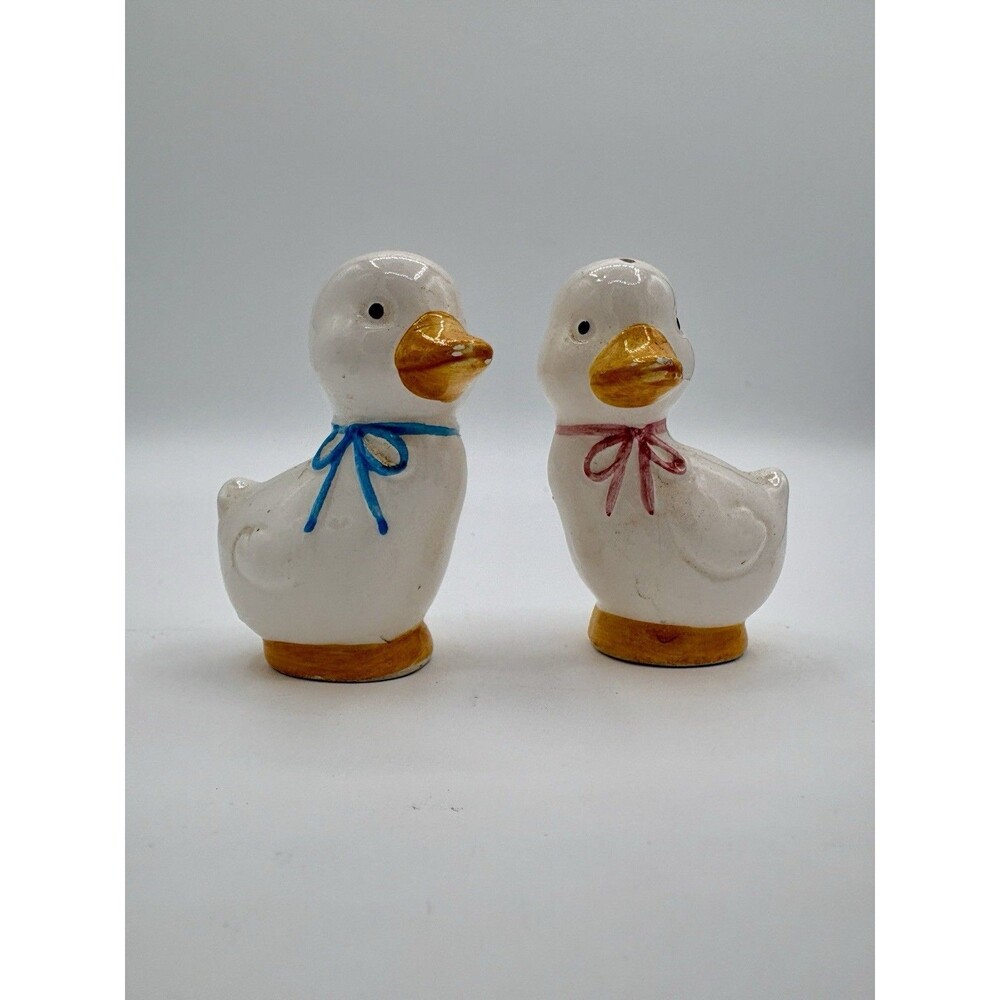 Vintage Ceramic Duck Goose Salt Pepper Shakers Blue Pink Bow Cottagecore